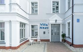 Villa Neos